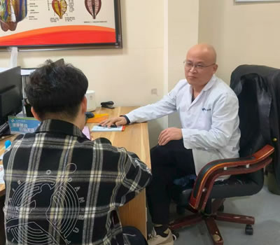 淮安市|男科医师高朋磊：守护男性健康，专业男科诊疗